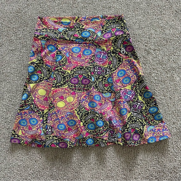 Dona Jo Skort Sugar Skull Colorful Floral Skort Size 1 - Small - Picture 1 of 6